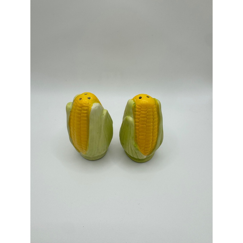 Vintage Corn on the Cob Ceramic Salt Pepper Shakers Wicker Basket Gingham - Picture 4 of 6